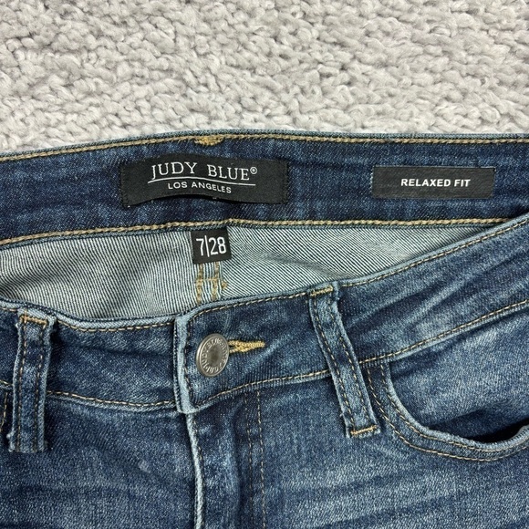 Judy Blue Jeans Womens 7 Mid Rise Vintage Relaxed Fit Distressed Holes JB88135 - Picture 2 of 4